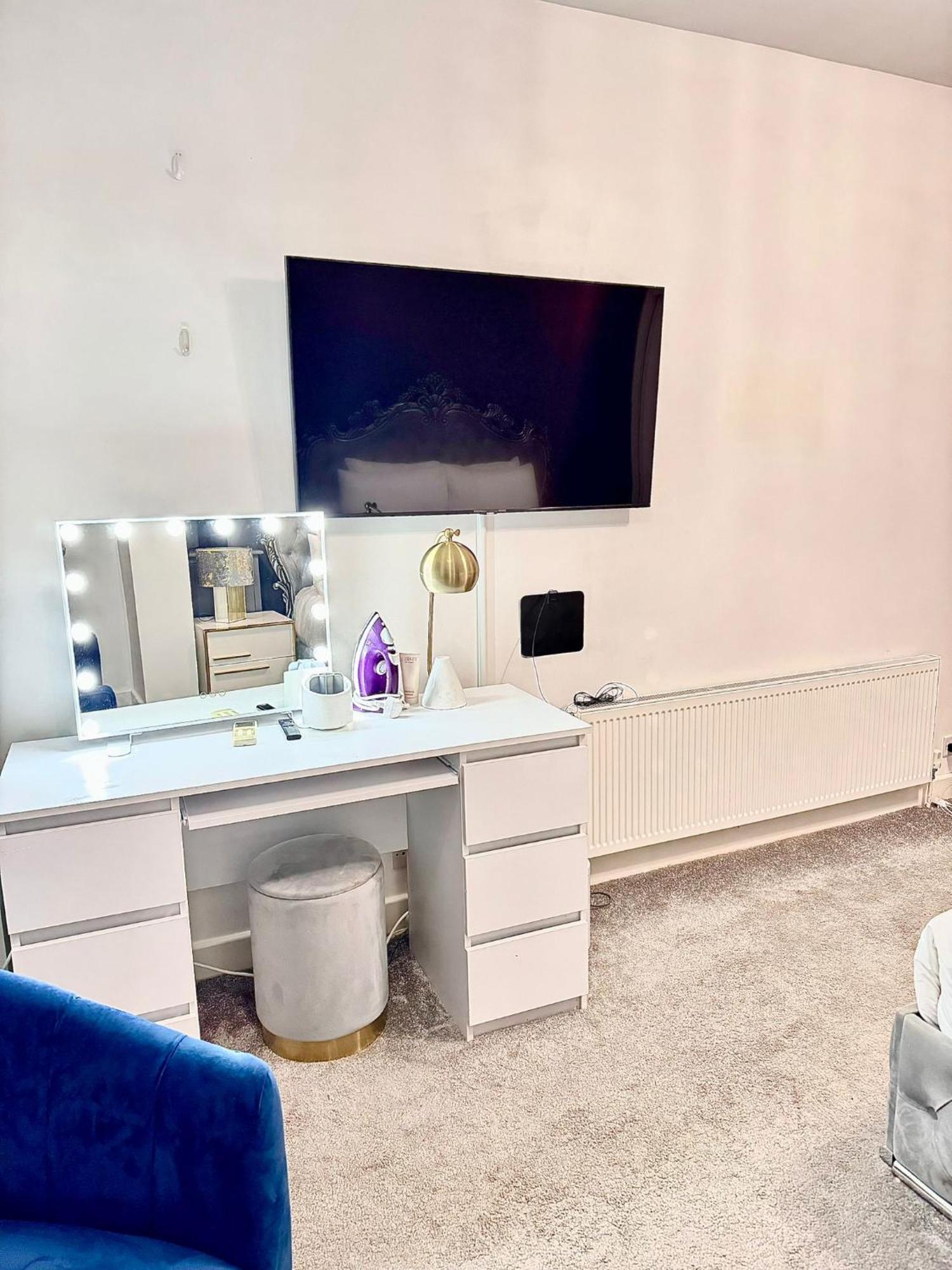 Deluxe Spacious King Size Room Hornchurch Exteriör bild